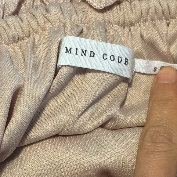 Backless floor length dress - Picture 4 of 4